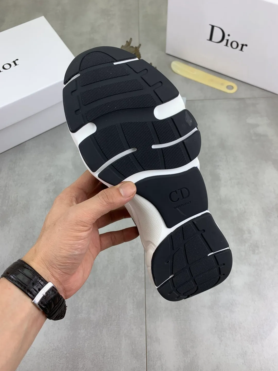 Men's Men's Shoes💰P460💰[New Style]🆘[Dior] 2025 Dior Original Lace-up Low-top Men's Shoes Classic casual shoes 🔥This model is the official classic model with high quality and made by famous original designers. It is made of high-quality cowhide with original materials➕comfortable and breathable mesh lining➕pigskin insole. The perfect last shape and generous and fashionable design have attracted many consumers and are suitable for drivers to drive🚗. What you want is the highest quality in the market. Color: 4️⃣Color Code number: 38--44 (45 46 customized)